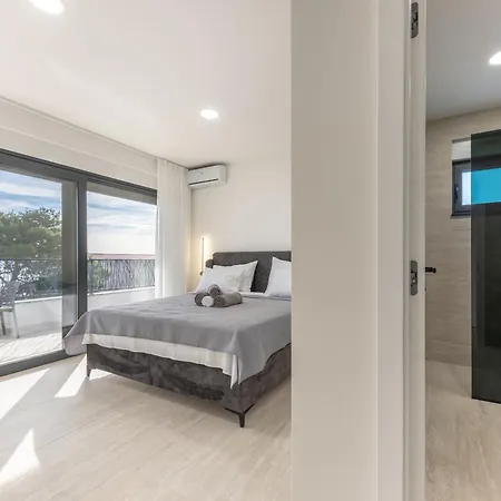 Marta Villa Makarska