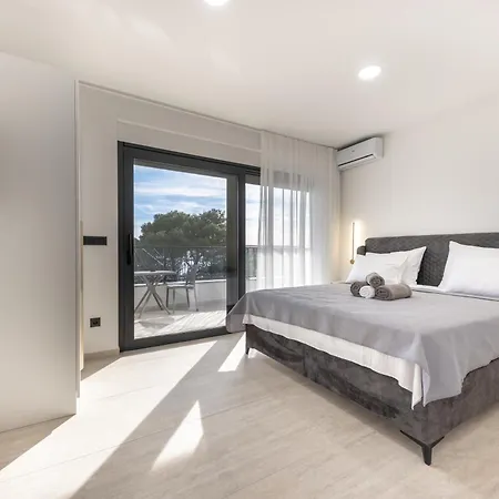 Marta Villa Makarska